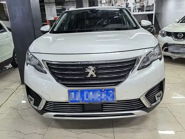 Peugeot 5008 2017