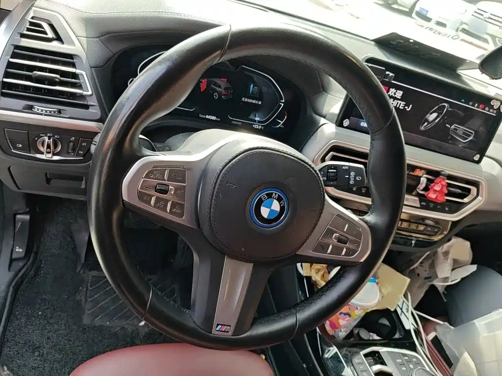 BMW iX3 2023 — фото 3