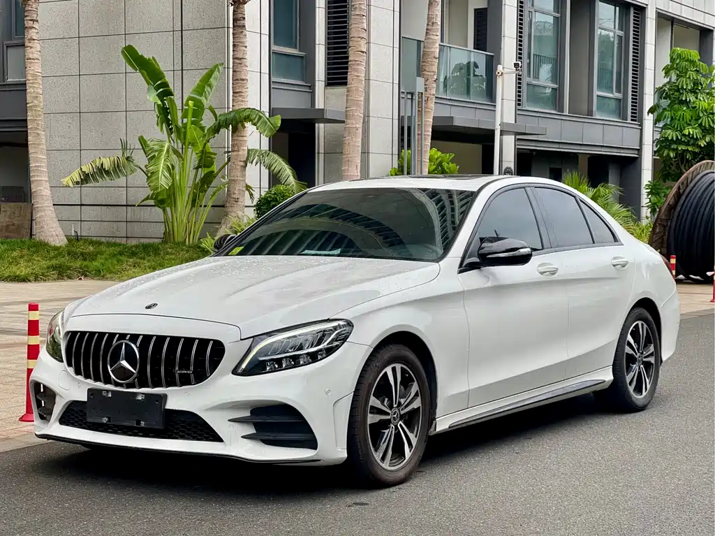 Mercedes-Benz C-Class 2019 — фото 1