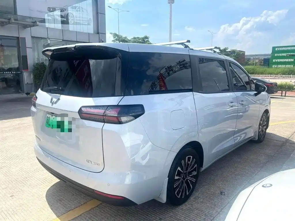 Wuling Starlight 730 EV 2025 — фото 3