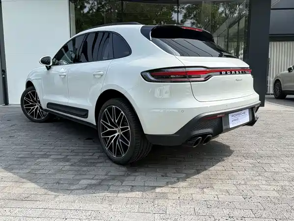 Porsche Macan 2023