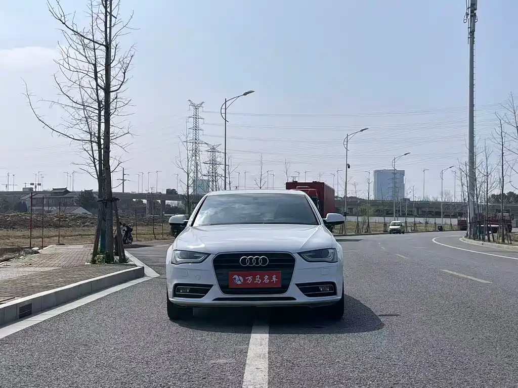 Audi A4L 2015 — фото 3