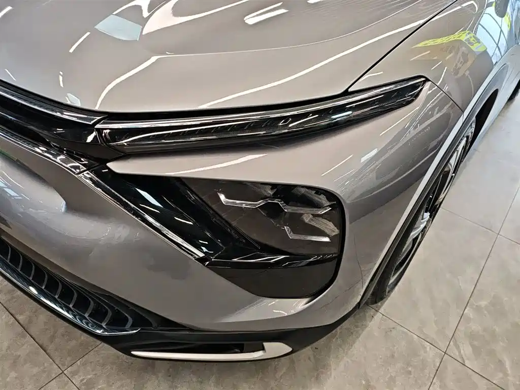Citroen C5 X 2023 — фото 18