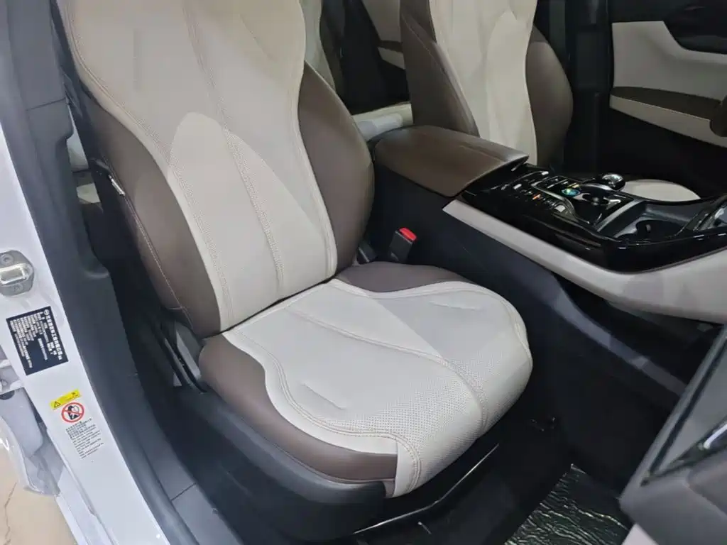 BYD Qin PLUS 2025 — фото 25