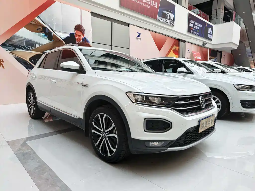 Volkswagen T-Roc 2021 — фото 3