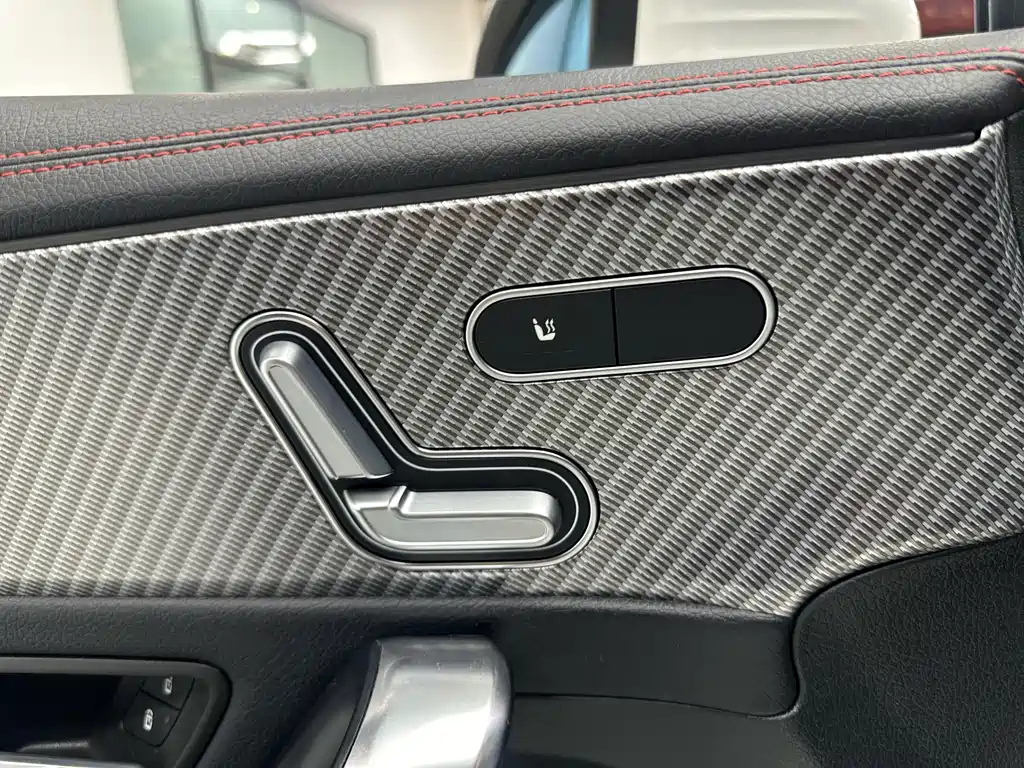 Mercedes-Benz A-Class 2025 — фото 15