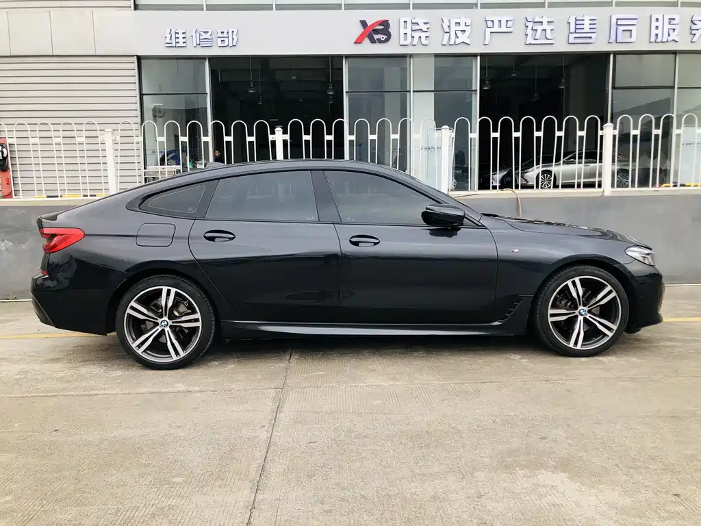 BMW 6 Series GT 2021 — фото 9