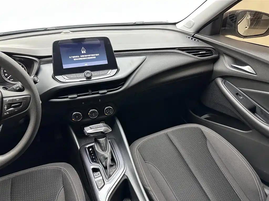 Buick Verano 2023 — фото 15