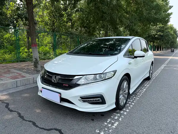 Honda Jade 2018