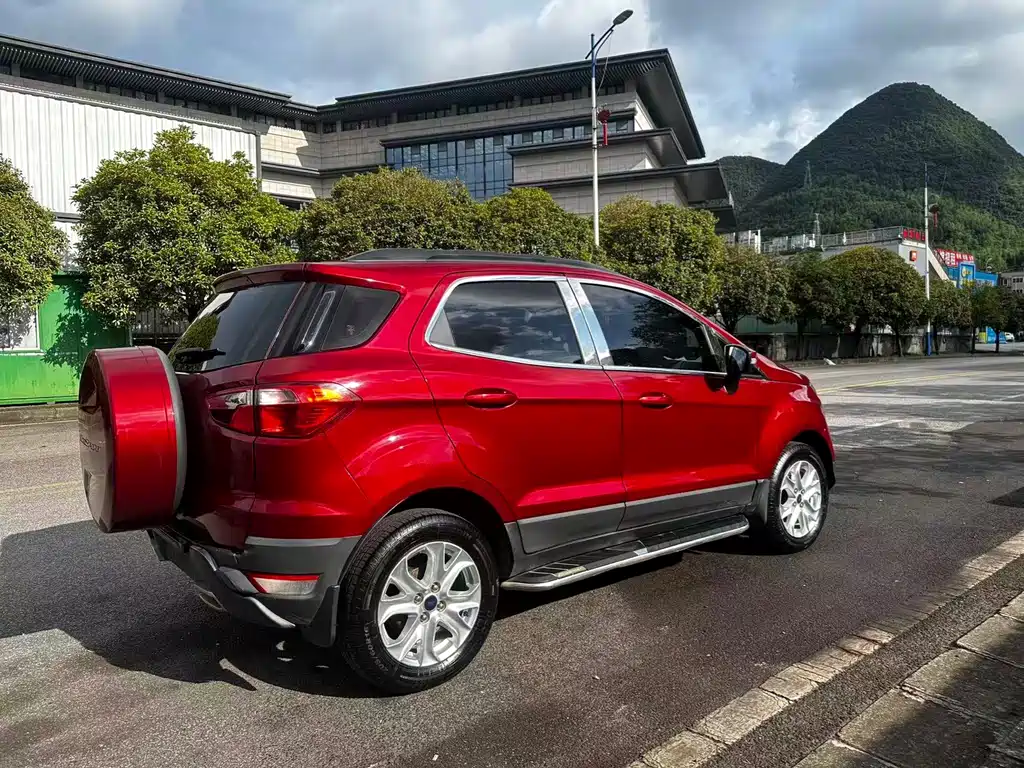 Ford Ecosport 2014 — фото 9