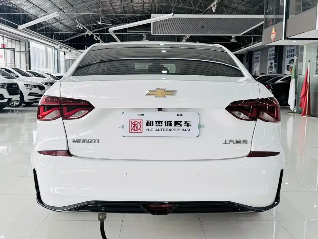 Chevrolet Cruze 2023 — фото 13