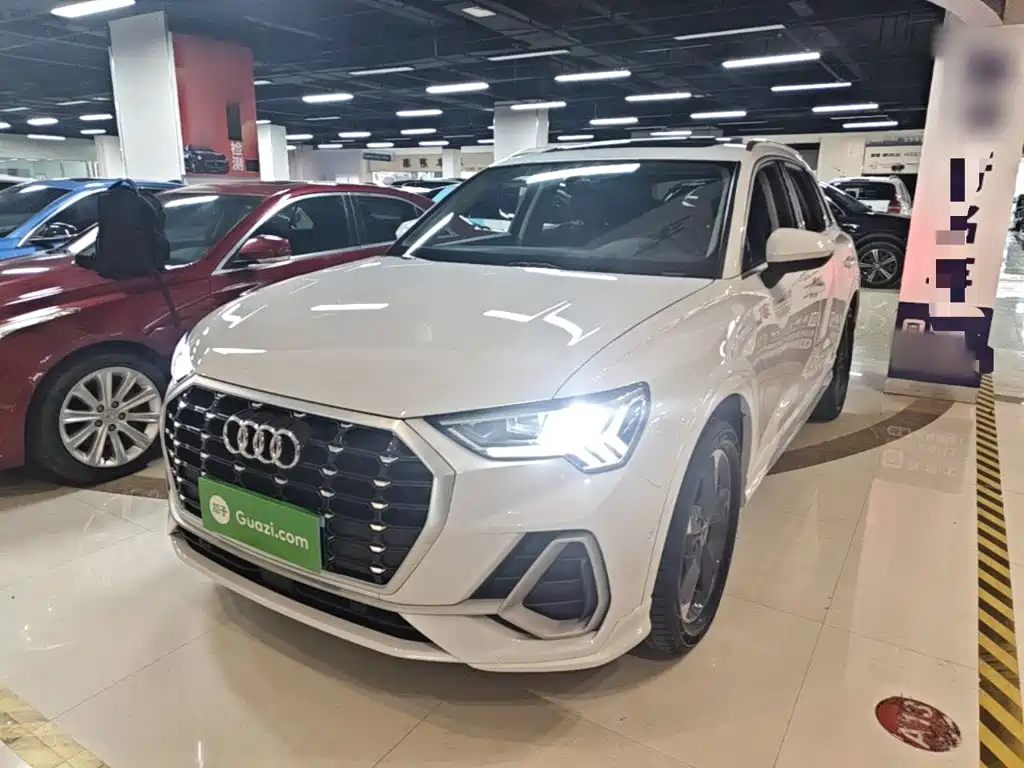 Audi Q3 2021