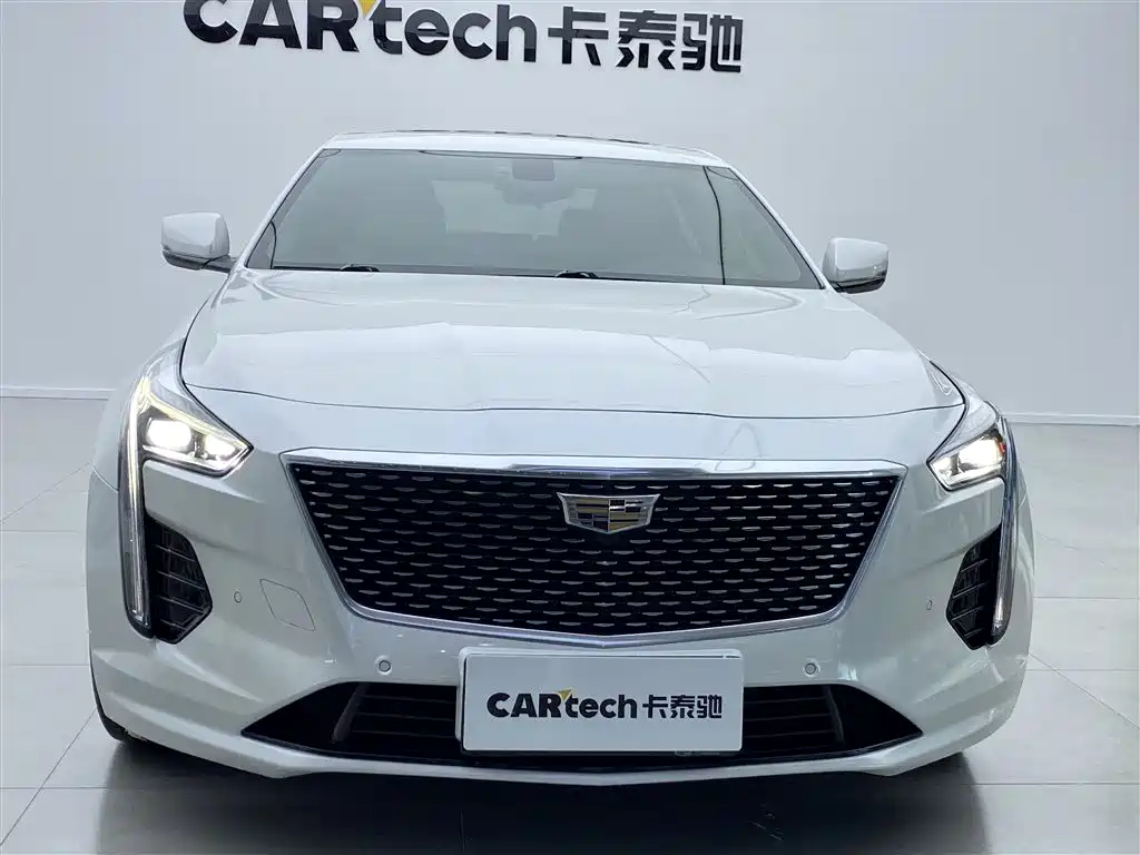Cadillac CT6 2020 — фото 35