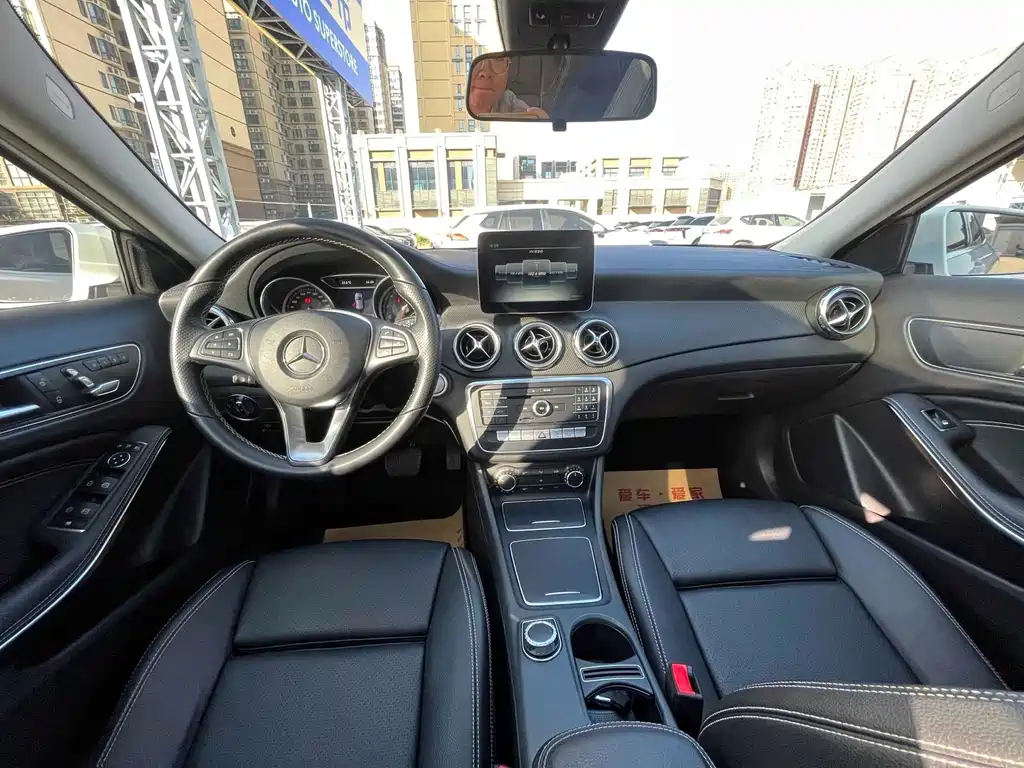 Mercedes-Benz GLA 2018 — фото 9