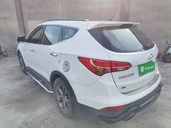 Hyundai Santa Fe 2016
