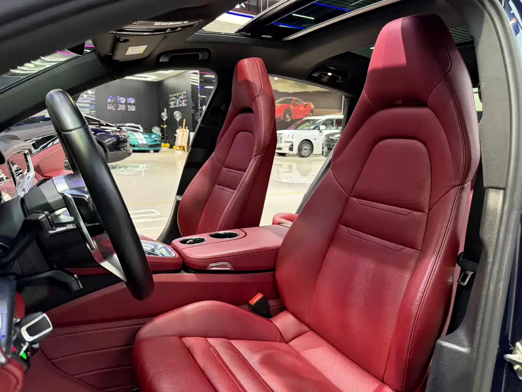 Porsche Panamera 2019 — фото 10