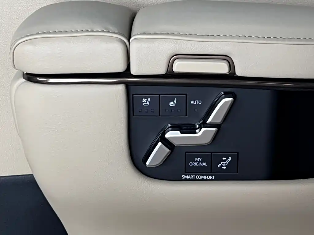 Toyota Vellfire 2025 — фото 30