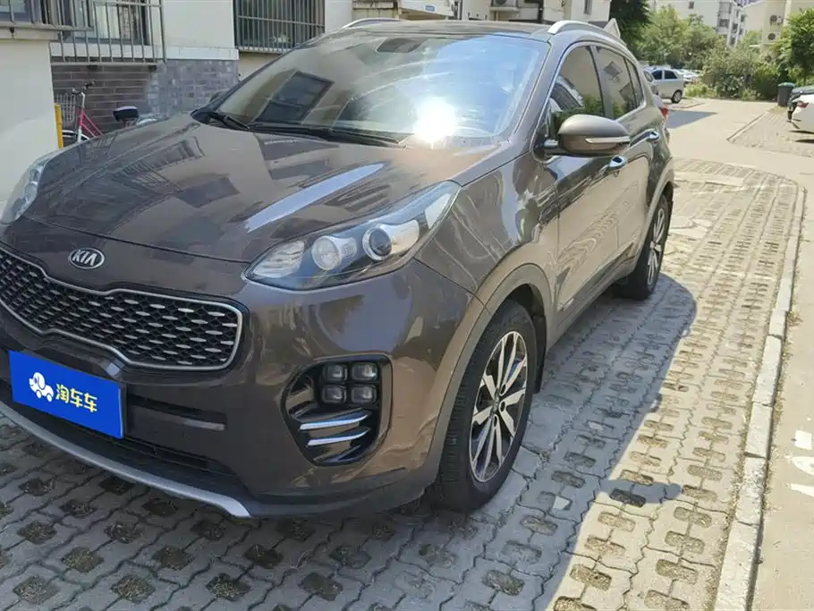 Kia KX5 2016 — фото 1