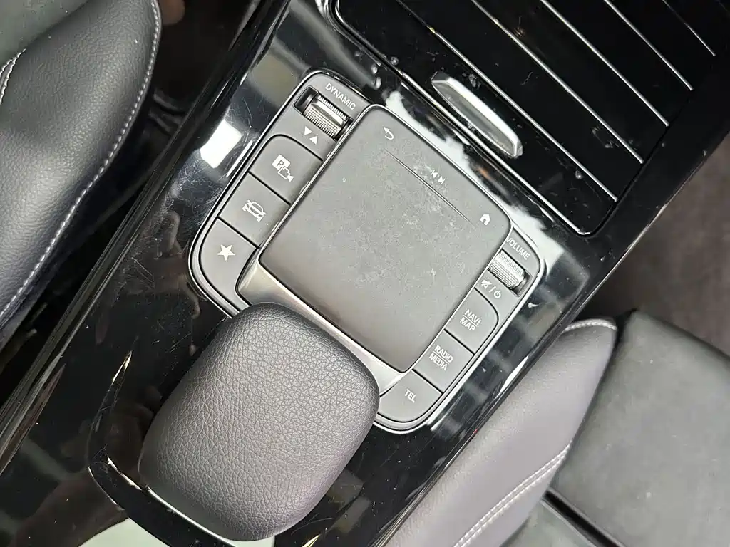 Mercedes-Benz A-Class 2023 — фото 13