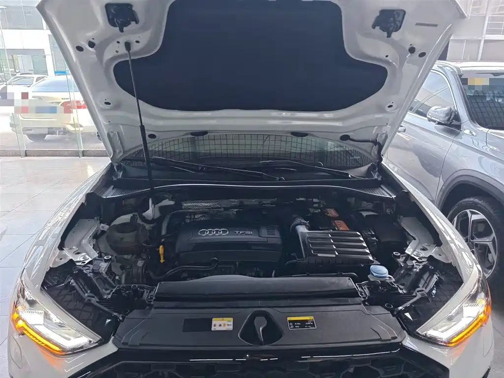 Audi Q3 Sportback 2022 — фото 17