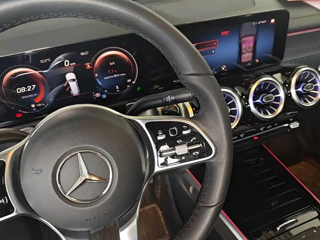 Mercedes-Benz GLB 2021 — фото 14