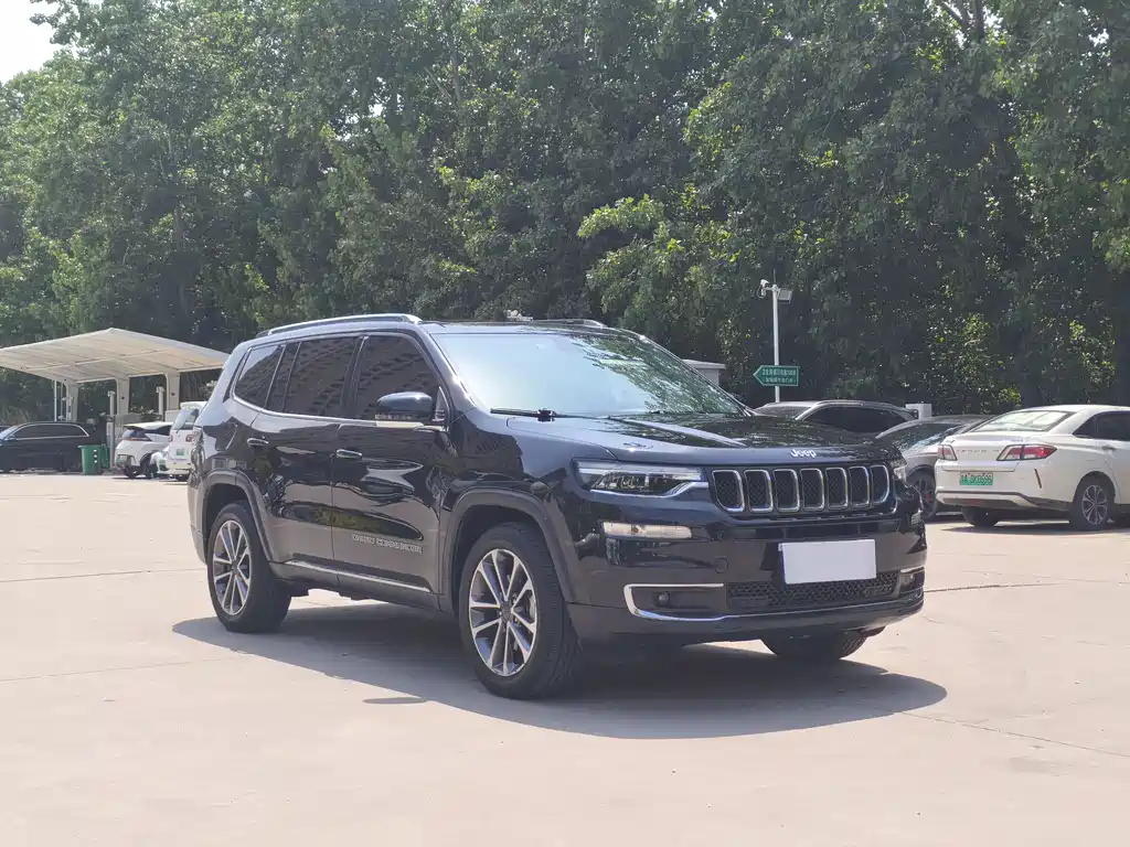 Jeep Grand Commander 2019 — фото 3