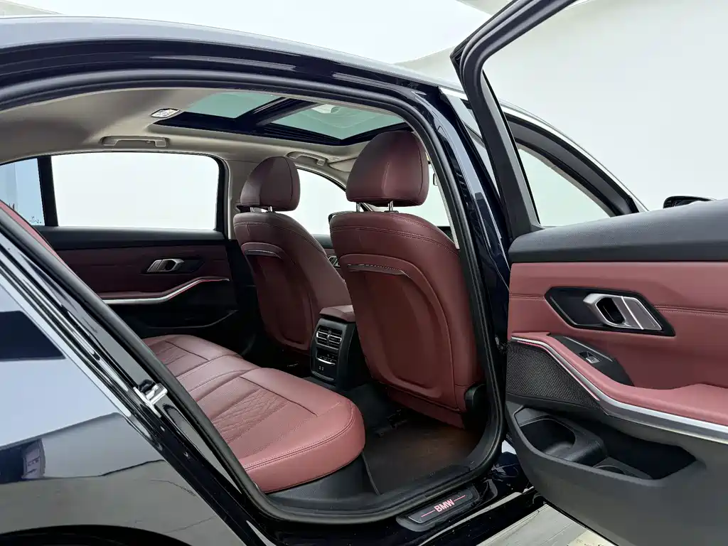 BMW i3 2023 — фото 18