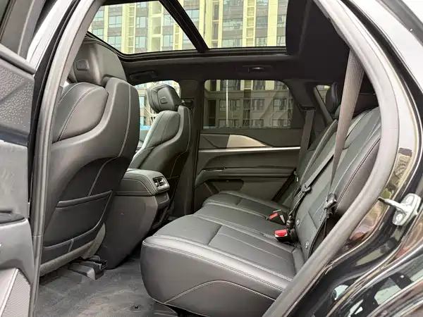 Cadillac XT5 2025