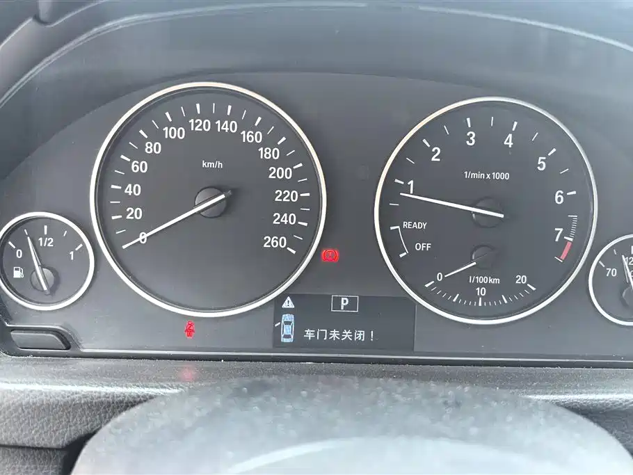 BMW 3 Series 2015 — фото 14