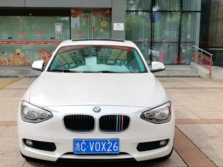 BMW 1 Series 2015 — фото 2