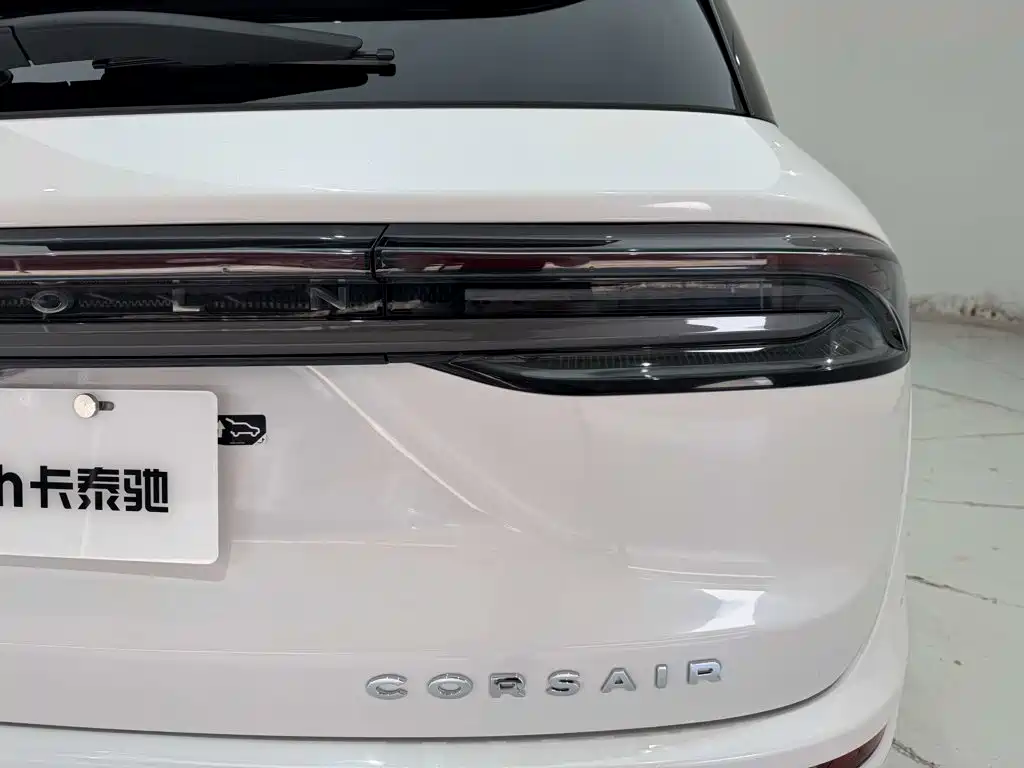 Lincoln Corsair 2025 — фото 10