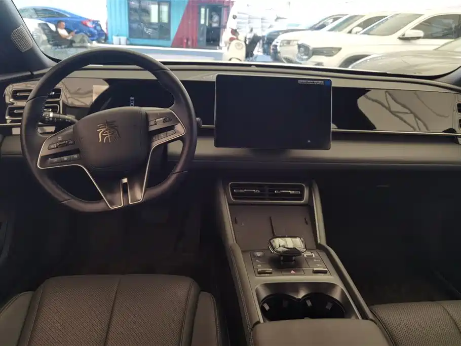 BYD Qin L 2025 — фото 12