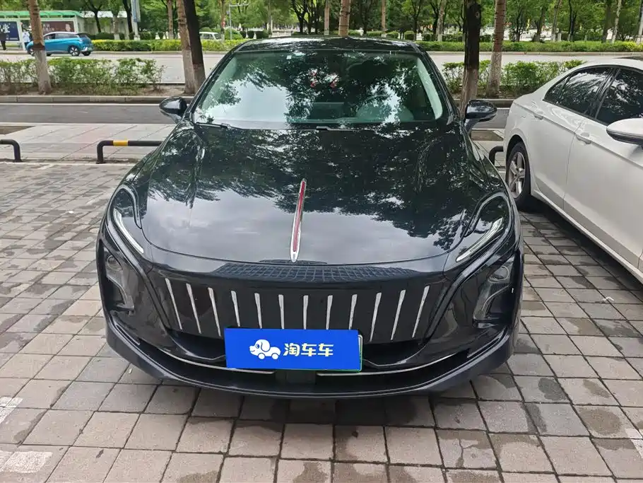 Hongqi E-QM5 2023 — фото 1