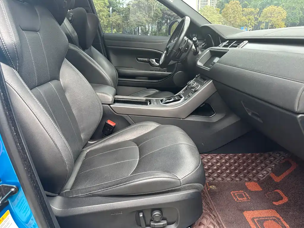 Land Rover Evoque 2018 — фото 11