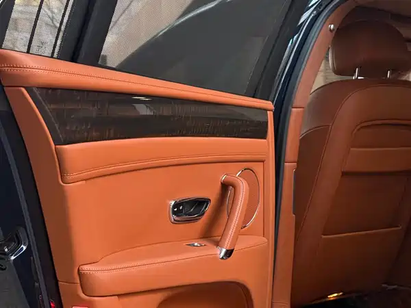 Bentley Flying Spur 2017