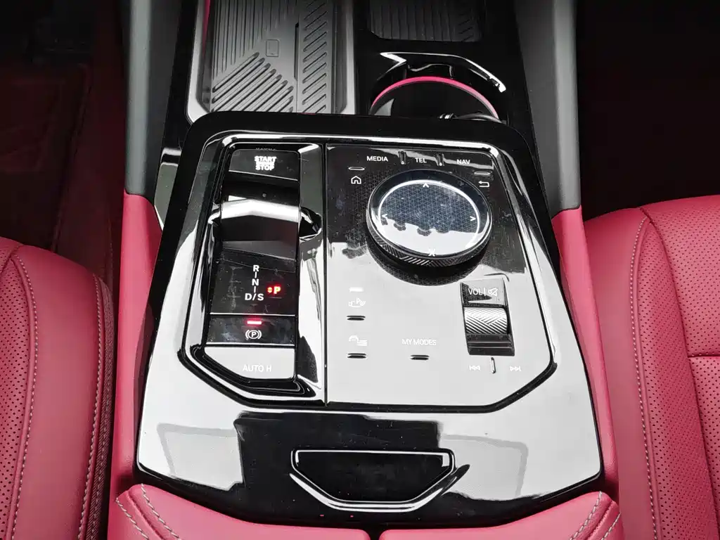 BMW 5 Series 2026 — фото 16
