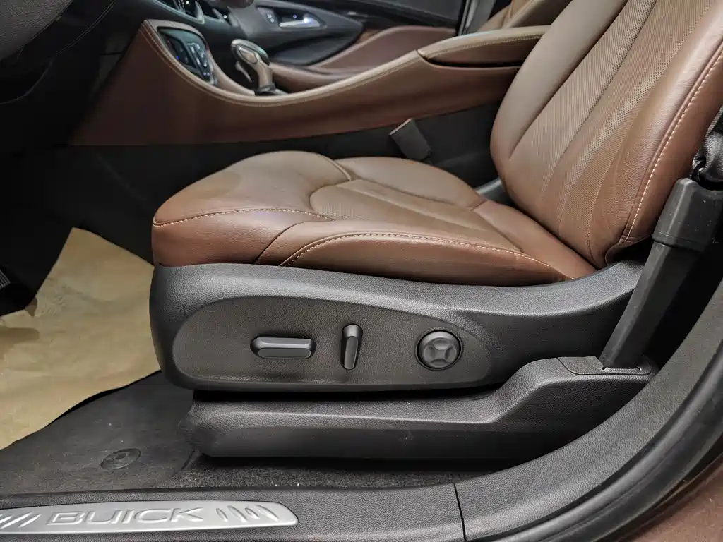 Buick Envision Plus 2021 — фото 11