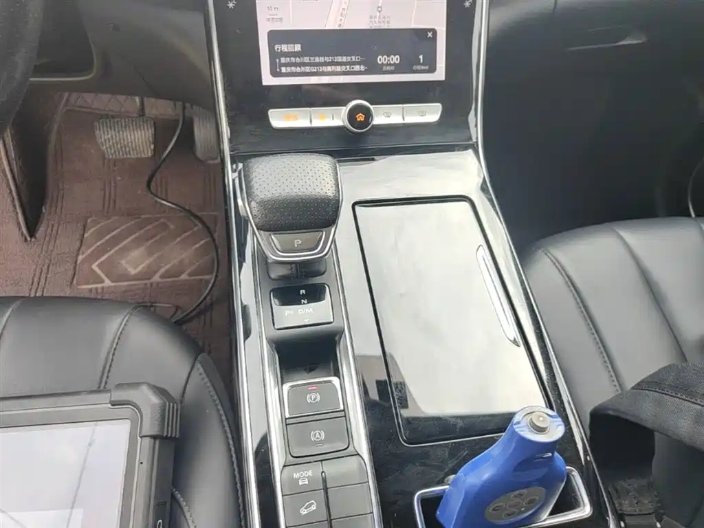 Roewe RX5 MAX 2020 — фото 14