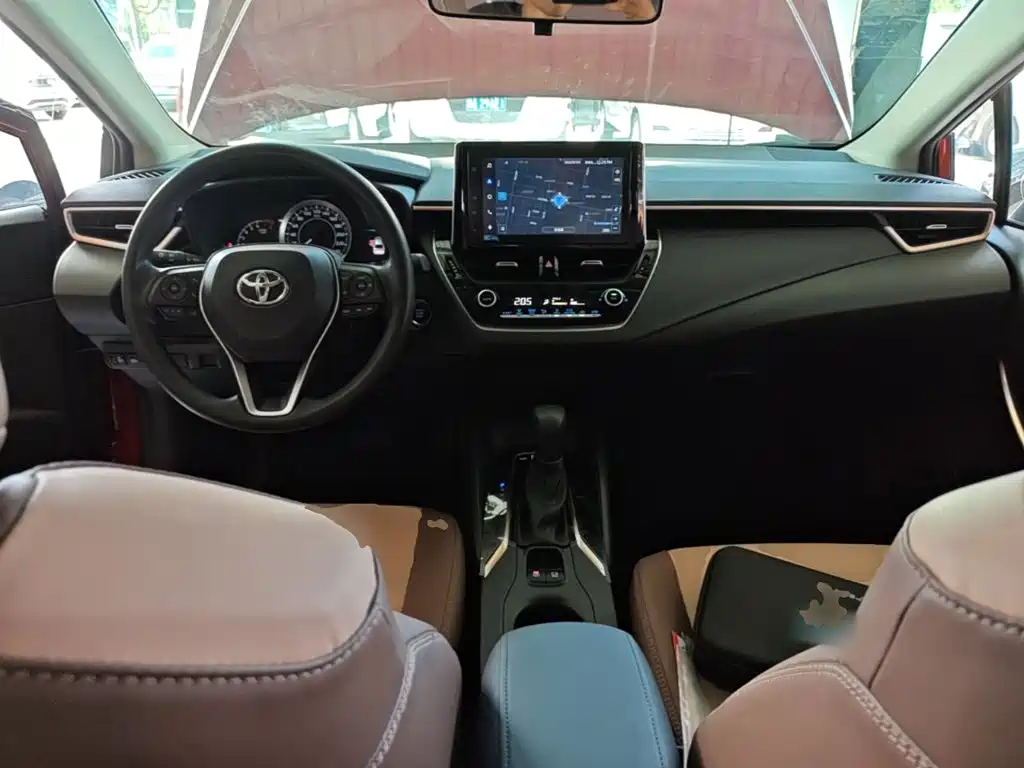Toyota Corolla 2021 — фото 10