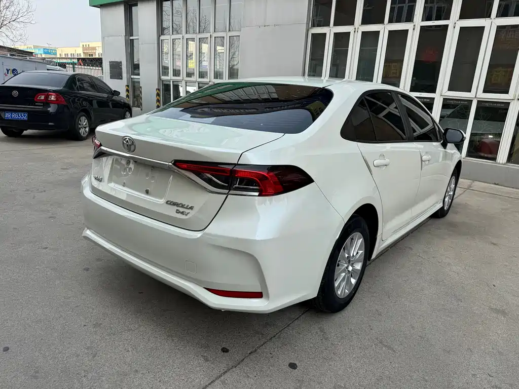 Toyota Corolla 2020 — фото 16