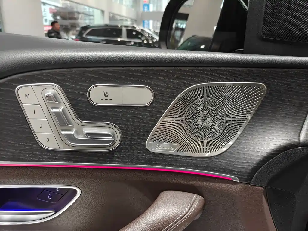 Mercedes-Benz GLE 2023 — фото 9