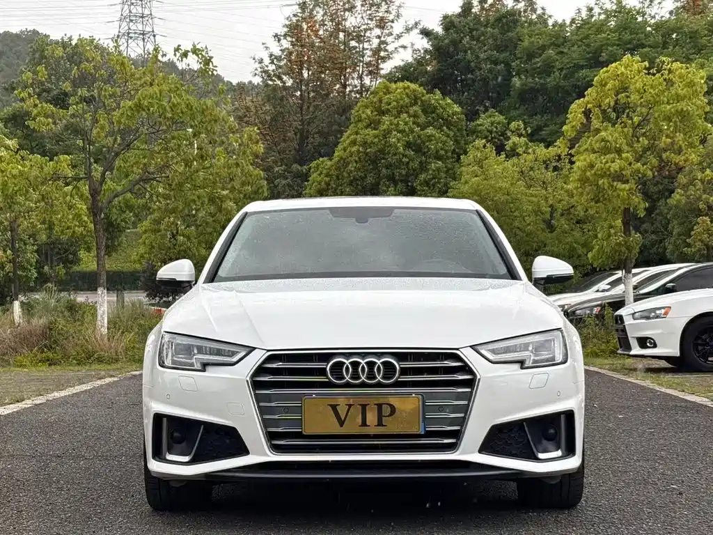 Audi A4L 2020 — фото 2