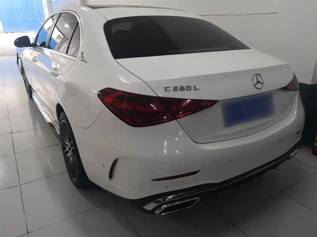 Mercedes-Benz C-Class 2023 — фото 5