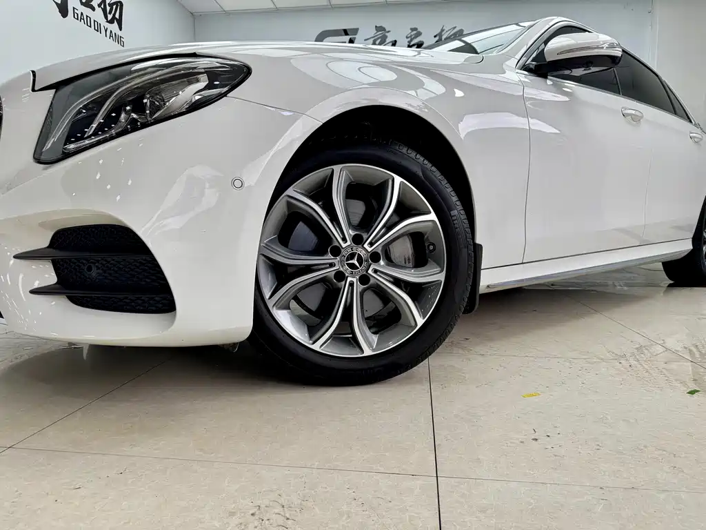 Mercedes-Benz E-Class 2020 — фото 20
