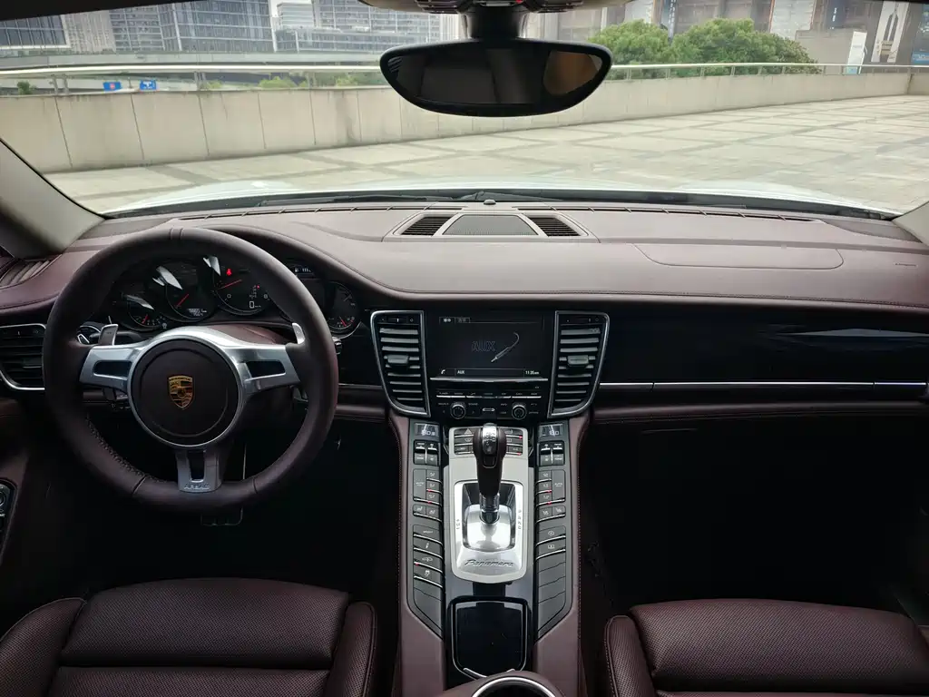Porsche Panamera 2016 — фото 8