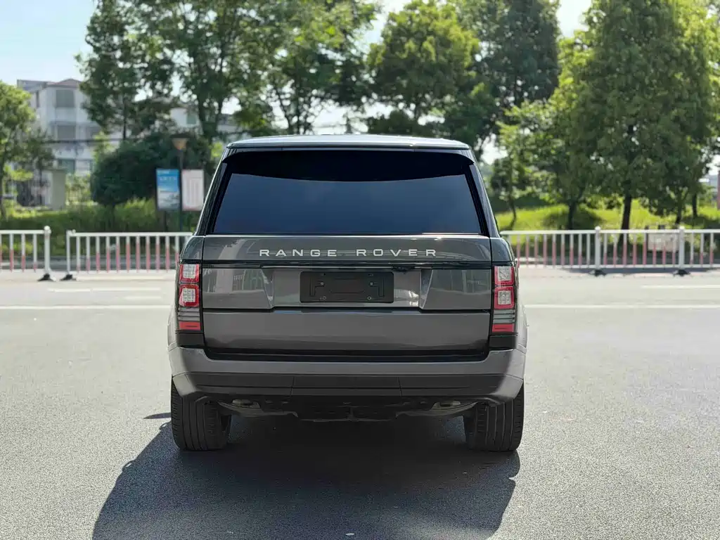 Land Rover Range Rover 2017 — фото 16