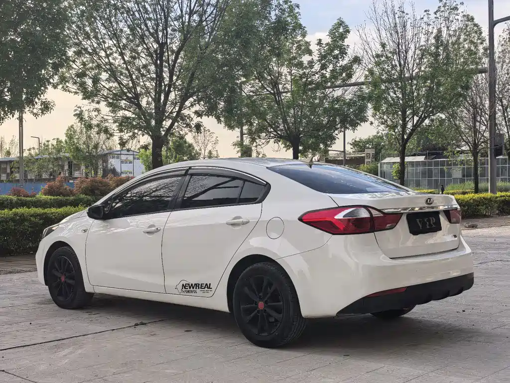 Kia K3 2016
