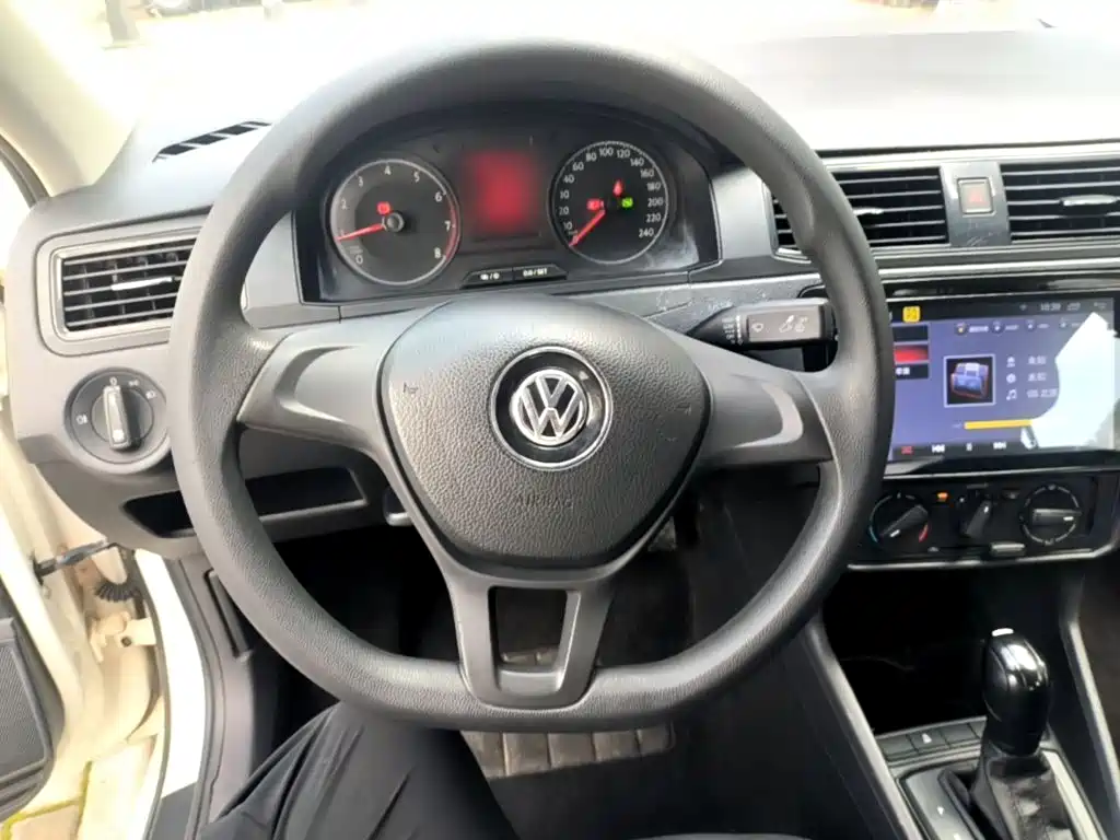 Volkswagen Santana 2019 — фото 11