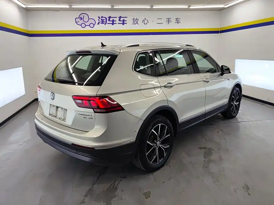 Volkswagen Tiguan L 2020