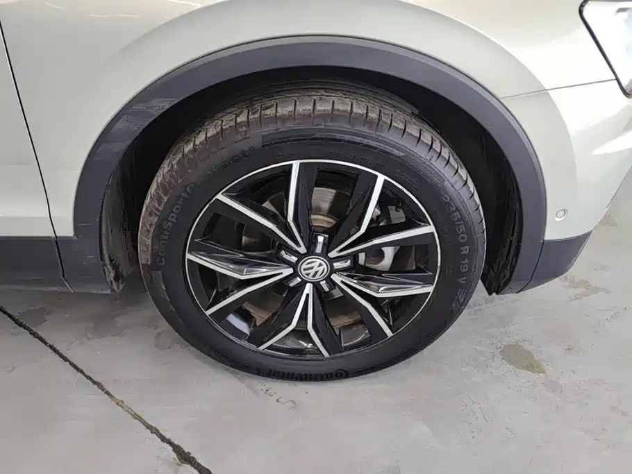 Volkswagen Tiguan L 2020